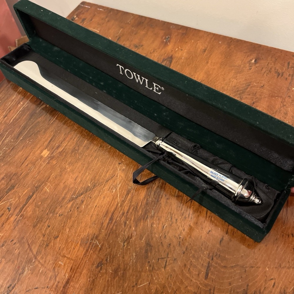 Towle Copenhagen Silver Plate Bridal Wedding Cake Knife Boxed